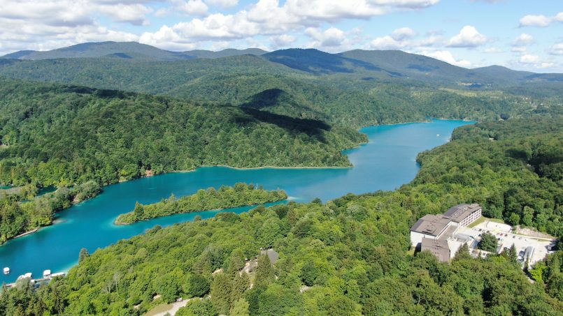 Travanj na Plitvičkim jezerima